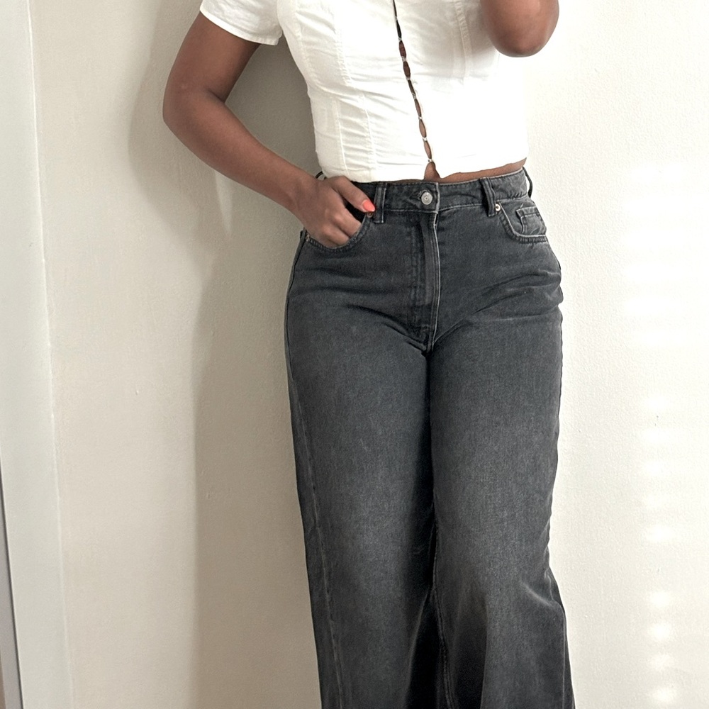 Mom jeans (faded black)